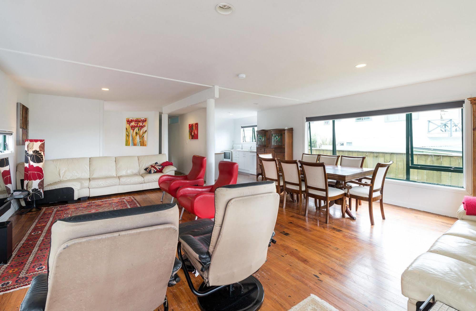 Lakeside City Apartments - Penthouse And Studio Rotorua Exteriör bild