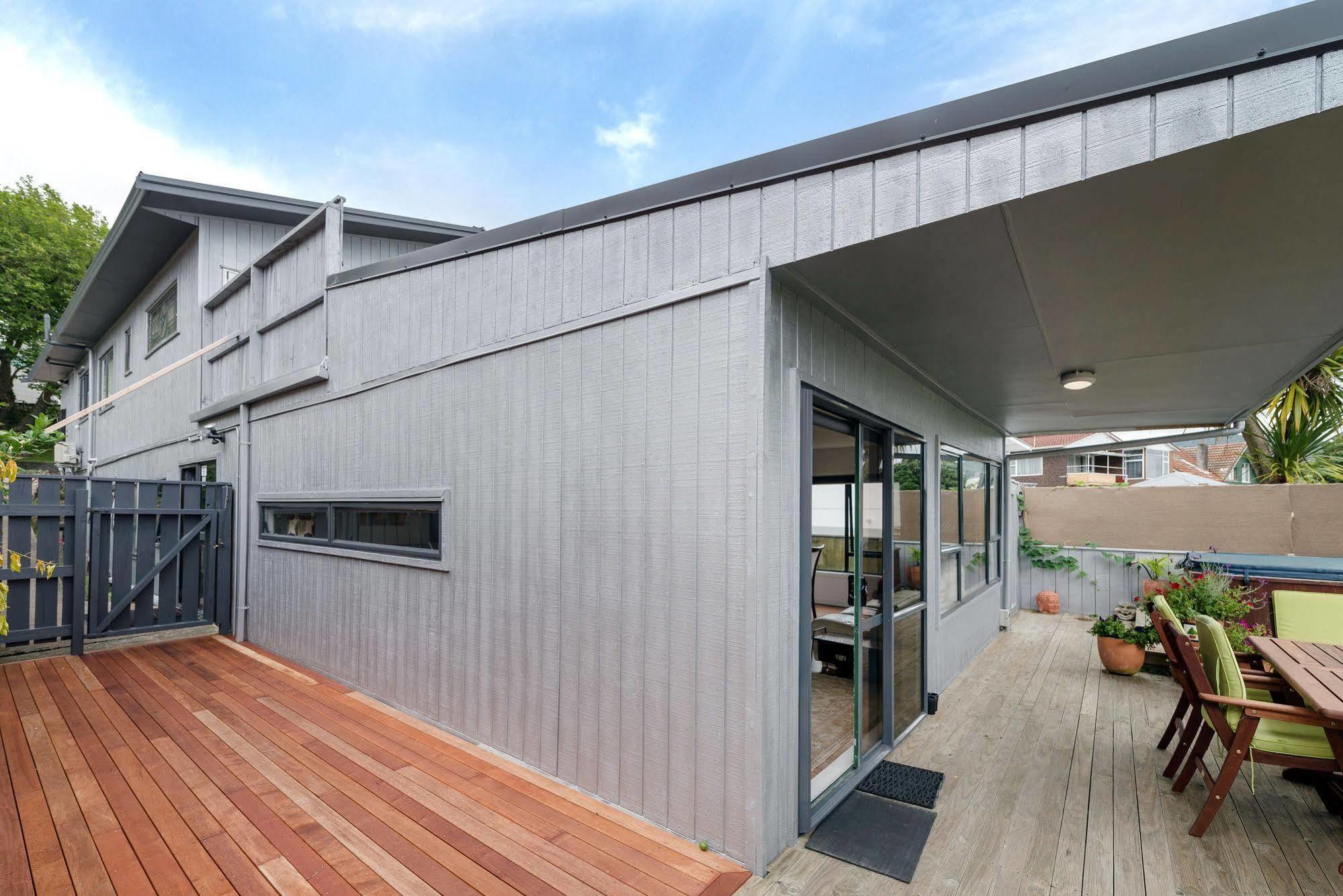 Lakeside City Apartments - Penthouse And Studio Rotorua Exteriör bild